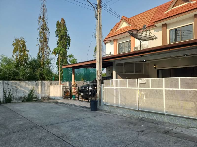 นาป่า, Chon Buri (Pattaya), Na Pa, Muang Chon Buri, Chon Buri (Pattaya), 3 Bedrooms, 140 sqm, Townhouse For Sale, by จิระเมศร์ วราสิทธิ์สิริ, 500374752 - DDproperty.com