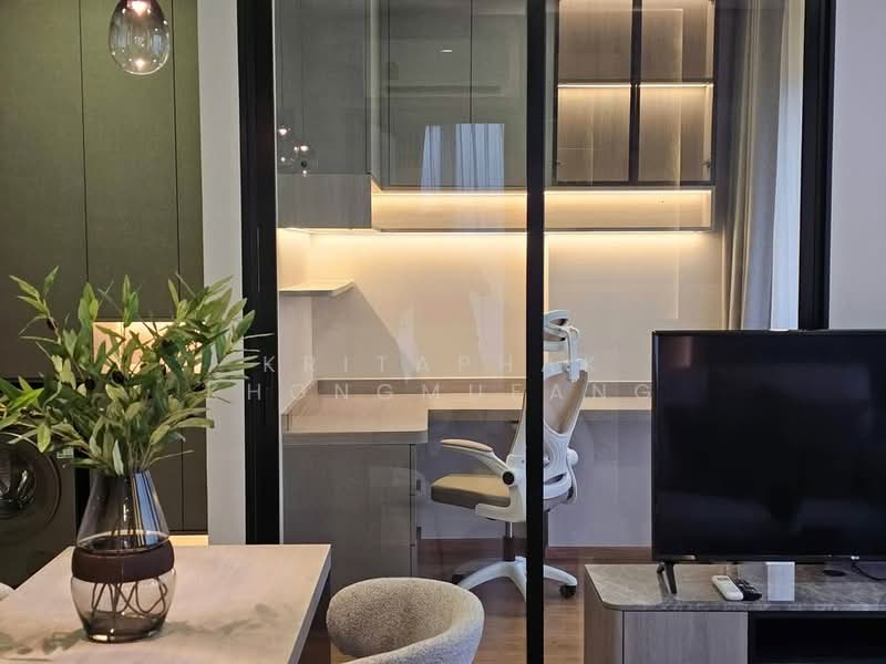Cloud Thonglor-Phetchaburi, Bangkok, 1986 New Petchaburi Road, Bang Kapi, Huai Khwang, Bangkok, 1 Bedroom, 38 sqm, Condo For Rent, by Kritaphak Khongmueang, 500374773 - DDproperty.com