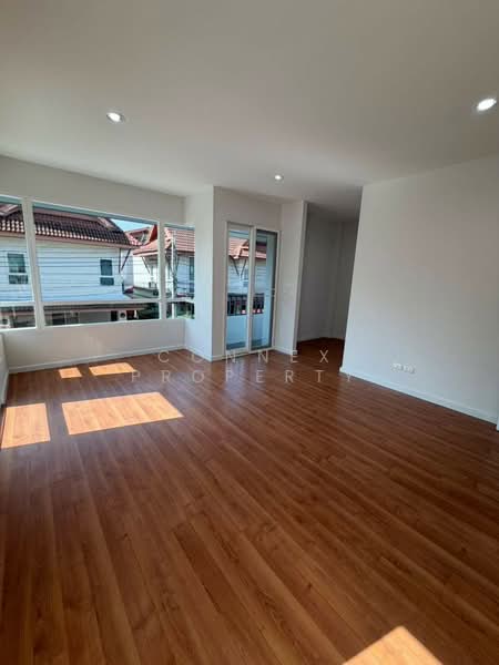 Pitchanan, Bangkok, สุคนธสวัสดิ์, Lat Phrao, Bangkok, 3 Bedrooms, 200 sqm, Single Detached House For Sale, by Connex Property, 500374867 - DDproperty.com