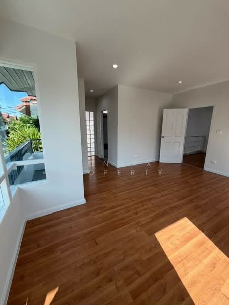 Pitchanan, Bangkok, สุคนธสวัสดิ์, Lat Phrao, Bangkok, 3 Bedrooms, 200 sqm, Single Detached House For Sale, by Connex Property, 500374867 - DDproperty.com
