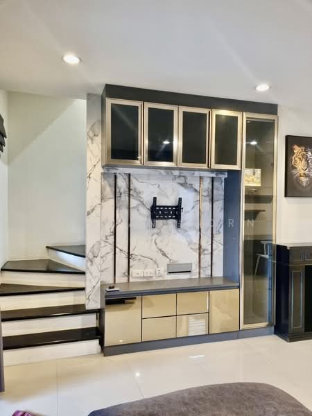 Patio Srinakarin-Rama 9, Bangkok, Krungthep Kreetha Road, Hua Mak, Bang Kapi, Bangkok, 3 Bedrooms, 160 sqm, Townhouse For Sale, by Thananthorn Wongvarnkaseam, 500374868 - DDproperty.com