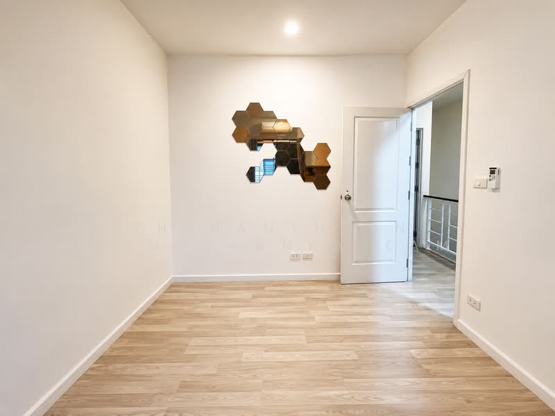 Patio Srinakarin-Rama 9, Bangkok, Krungthep Kreetha Road, Hua Mak, Bang Kapi, Bangkok, 3 Bedrooms, 160 sqm, Townhouse For Sale, by Thananthorn Wongvarnkaseam, 500374868 - DDproperty.com