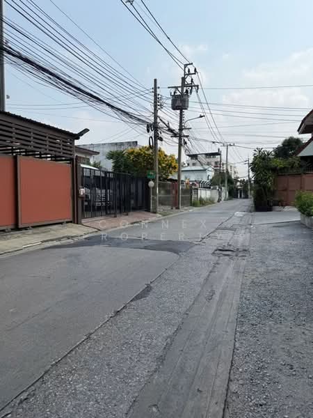 Land with office for sale at Soi Ladprao Wanghin 48, Bangkok, ลาดพร้าววังหิน 48, Lat Phrao, Lat Phrao, Bangkok, , 240 sqm, Office Space For Sale, by Connex Property, 500374878 - DDproperty.com