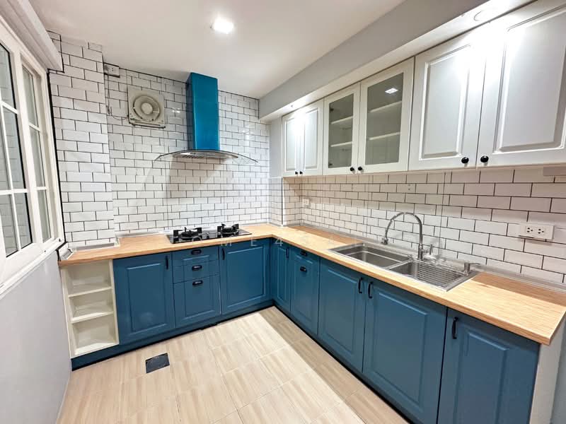 Golden Town Ladprao-Kaset Nawamin, Bangkok, Chorake Bua, Lat Phrao, Bangkok, 3 Bedrooms, 150 sqm, Townhouse For Sale, by Home4Sale, 500374895 - DDproperty.com