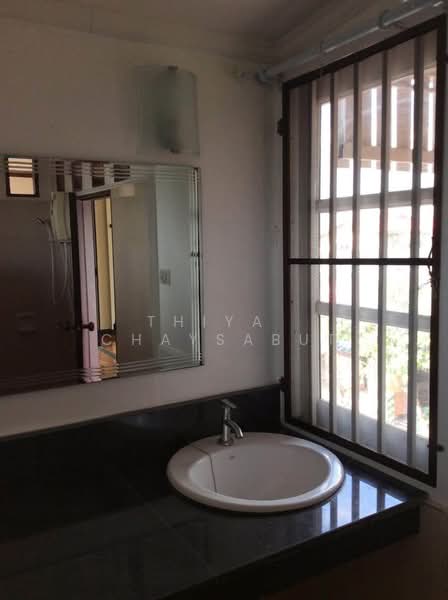 บ้านกรุงเทพกรีฑา Pet Friendly จดบริษัทได้, Bangkok, Hua Mak, Bang Kapi, Bangkok, 4 Bedrooms, 200 sqm, Single Detached House For Rent, by Thiya Chaysabut, 500374899 - DDproperty.com