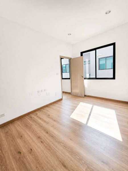 Premium Place Phaholyothin-Ramintra, Bangkok, Tha Rang, Bang Khen, Bangkok, 3 Bedrooms, 220 sqm, Townhouse For Sale, by Home4Sale, 500374904 - DDproperty.com