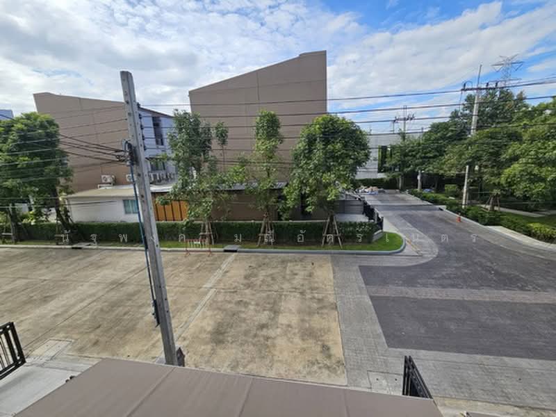 Baan Klang Muang Rama 9-Krungthep Kreetha, Bangkok, Soi Kanchanaphisek 23, Saphan Sung, Bangkok, 3 Bedrooms, 150 sqm, Townhouse For Rent, by นัฐพงค์ มณีอัครเนตร, 500374909 - DDproperty.com