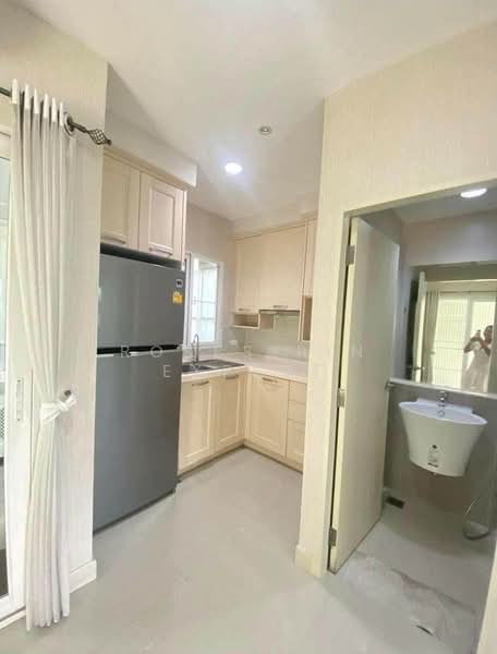 Baan Klang Muang Rama 9 (Motorway), Bangkok, New Bangkok-Chonburi Road, Suan Luang, Bangkok, 3 Bedrooms, 150 sqm, Single Detached House For Rent, by Rosesirin Expert, 500374930 - DDproperty.com