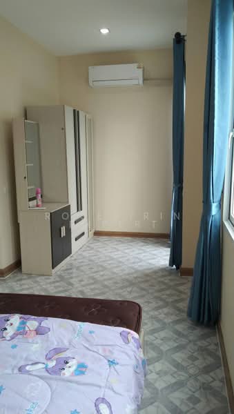 Golden Town Srinakarin-Sukhumvit, Samut Prakan, 133 Moo 4, Bang Mueng, Muang Samut Prakarn, Samut Prakan, 4 Bedrooms, 110 sqm, Townhouse For Rent, by Rosesirin Expert, 500374935 - DDproperty.com