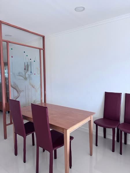 Sathorn Gardens, Bangkok, 39 South Sathorn Road, Thung Maha Mek, Sathon, Bangkok, 2 Bedrooms, 94 sqm, Condo For Rent, by Umaphon saychaue, 500374938 - DDproperty.com