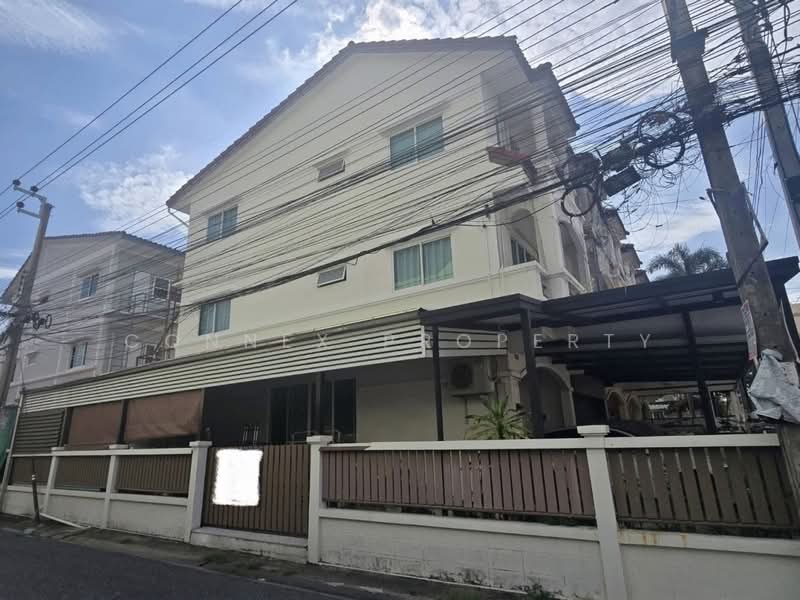 3-story corner townhome, Bangkok, , Saphan Song, Wang Thonglang, Bangkok, 4 Bedrooms, 157 sqm, Townhouse For Sale, by Connex Property, 500374944 - DDproperty.com