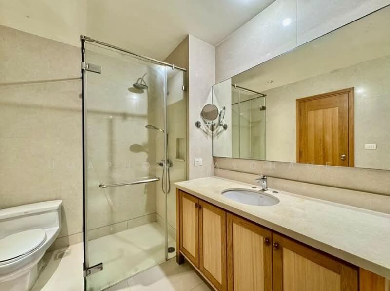 The Emporio Place, Bangkok, 93 Soi Sukhumvit 24, Sukhumvit Road, Khong Tan, Khlong Toei, Bangkok, 2 Bedrooms, 126 sqm, Condo For Rent, by Umaphon saychaue, 500374961 - DDproperty.com