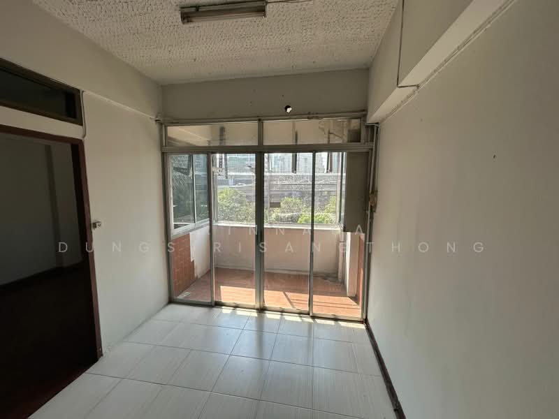 Ruenrudee Condominium : รื่นฤดี คอนโดมิเนียม, กรุงเทพ, 19 สุขุมวิท ซ. 1, คลองเตยเหนือ, วัฒนา, กรุงเทพ, 44 ตร.ม., คอนโด ขาย, โดย Trinnaya Dungsirisangthong, 500375063 - DDproperty.com