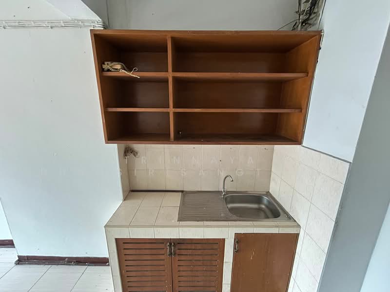 Ruenrudee Condominium : รื่นฤดี คอนโดมิเนียม, กรุงเทพ, 19 สุขุมวิท ซ. 1, คลองเตยเหนือ, วัฒนา, กรุงเทพ, 44 ตร.ม., คอนโด ขาย, โดย Trinnaya Dungsirisangthong, 500375063 - DDproperty.com