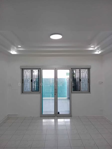 Townhouse Evergreen Village, Bangkok, Soi Bangna-Trad 56 (Nation Tower), Bang Na, Bangkok, 2 Bedrooms, 93 sqm, Townhouse For Sale, by Trinnaya Dungsirisangthong, 500375086 - DDproperty.com
