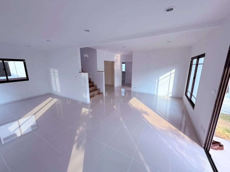 undefined, Bangkok, Dok Mai, Prawet, Bangkok, 4 Bedrooms, 180 sqm, Townhouse For Sale, by Jakree Buajatturat, 500375119 - DDproperty.com