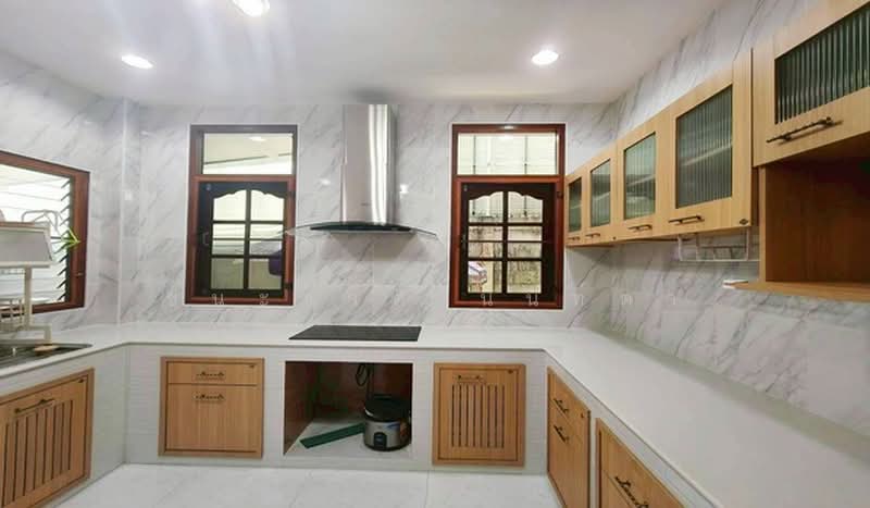 Rama II Soi 30, Bangkok, Chom Thong, Bangkok, 6 Bedrooms, 234 sqm, Single Detached House For Sale, by ชนะชาติ นนท์ตา, 500375200 - DDproperty.com
