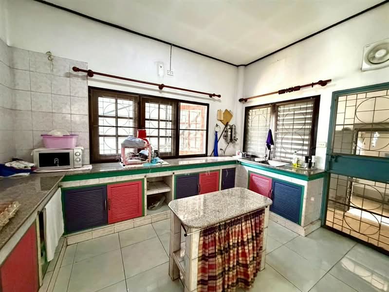 บ้านเดี่ยว 1 ชั้น 95 ตร.ว. บ้านเดี่ยว ซอยนวมินทร์68, Bangkok, ถนนรามอินทรา, Khan Na Yao, Bangkok, 4 Bedrooms, 200 sqm, Single Detached House For Sale, by คุณ วีนัสรา บุตรพา (เมล), 500375202 - DDproperty.com