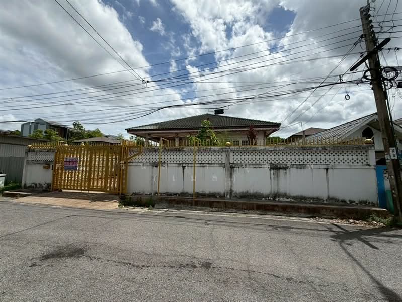 บ้านเดี่ยว 1 ชั้น 95 ตร.ว. บ้านเดี่ยว ซอยนวมินทร์68, Bangkok, ถนนรามอินทรา, Khan Na Yao, Bangkok, 4 Bedrooms, 200 sqm, Single Detached House For Sale, by คุณ วีนัสรา บุตรพา (เมล), 500375202 - DDproperty.com