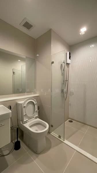 Life Asoke Hype, Bangkok, 339 Chaturathit Rd, Makkasan, Ratchathewi, Bangkok, 2 Bedrooms, 60 sqm, Condo For Rent, by Phakawadee Jiramanee, 500375282 - DDproperty.com