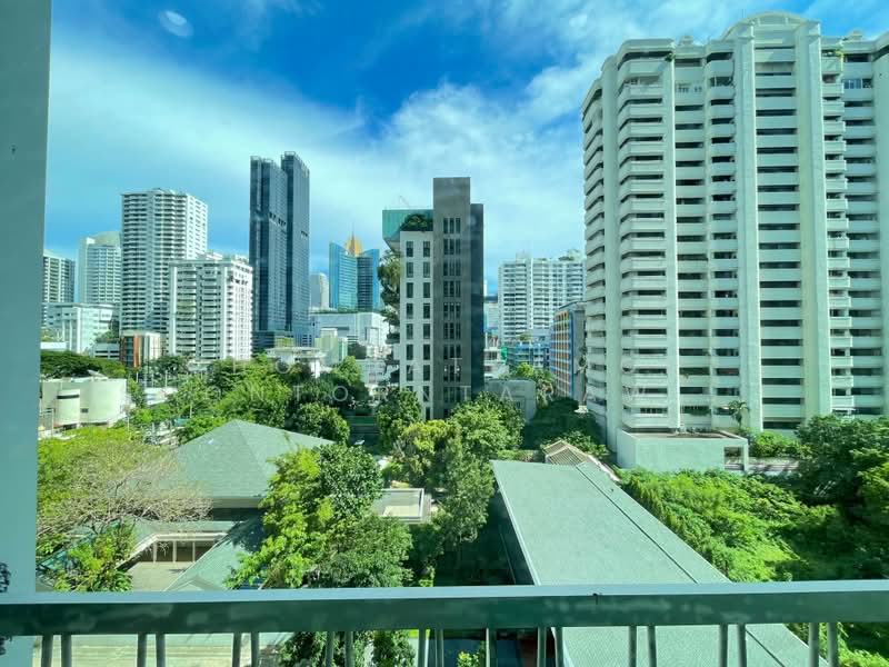 Noble Recole, Bangkok, 77 Soi Sukhumvit 19 Sukhumvit Road, Khlongtoei Nua, Watthana, Bangkok, 1 Bedroom, 35 sqm, Condo For Rent, by Chomratkamol Soontorntarawong (Gor), 500375330 - DDproperty.com