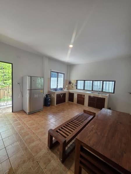 San Kamphaeng Road, Chiang Mai, Thailand, Chiang Mai, San Ton Pao, San Kamphaeng, Chiang Mai, 4 Bedrooms, 250 sqm, Single Detached House For Rent, by Surat Premsri, 500375370 - DDproperty.com