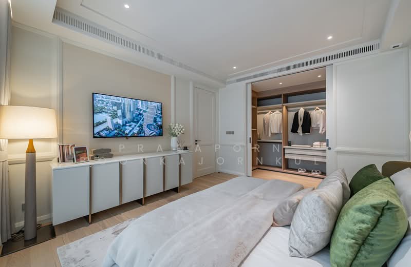 InterContinental Residences Bangkok Asoke, Bangkok, 10 Soi Sukhumvit 16, Khlong Toei, Bangkok, 3 Bedrooms, 453 sqm, Condo For Sale, by Prapaporn Boonkajonkul, 500375391 - DDproperty.com