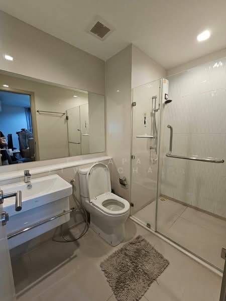 Life Ladprao, Bangkok, 992 Ladprao Road, Jom Phon, Chatuchak, Bangkok, 2 Bedrooms, 49 sqm, Condo For Rent, by Tanapat Jitwatcharakomol, 500375402 - DDproperty.com