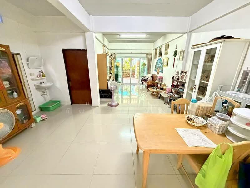 ขาย ทาวน์เฮ้าส์ หมู่บ้าน หรรษา เพชรเกษม 81/6, Bangkok, Nong Kang Plu, Nong Khaem, Bangkok, 3 Bedrooms, 90 sqm, Townhouse For Sale, by กรณวัสส์ กัณฑวัสส์วงส์, 500375417 - DDproperty.com