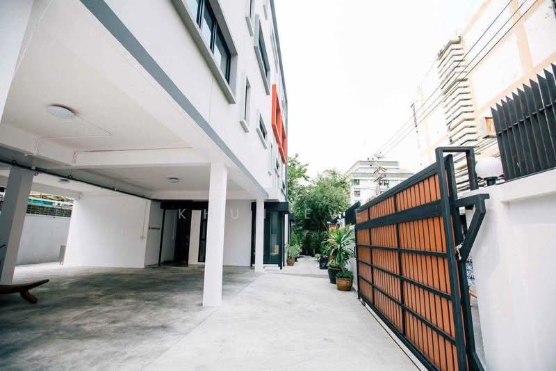 Commercial Building for Rent in Huai Khwang Near MRT (SPSEVE2020), Bangkok, รัชดาภิเษก, Din Daeng, Bangkok, , 567 sqm, Shophouse For Rent, by Khun Eve, 500375443 - DDproperty.com