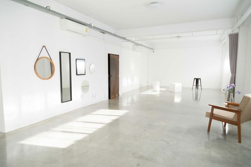 Commercial Building for Rent in Huai Khwang Near MRT (SPSEVE2020), Bangkok, รัชดาภิเษก, Din Daeng, Bangkok, , 567 sqm, Shophouse For Rent, by Khun Eve, 500375443 - DDproperty.com