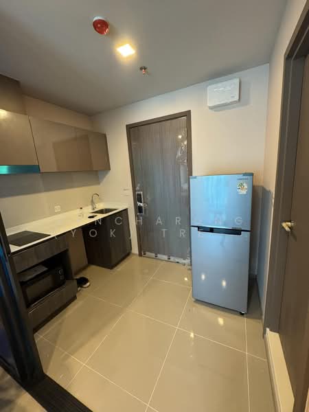 Life Phahon-Ladprao, Bangkok, 996 Phahonyothin Road, Jom Phon, Chatuchak, Bangkok, 1 Bedroom, 35 sqm, Condo For Rent, by Bencharong (Yok) Treerat-a-na-wat, 500375482 - DDproperty.com