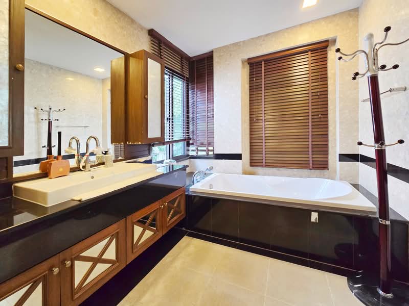 Nusasiri Satorn – Pinklao, Bangkok, Ratchaphruek Road, Bang Ra Mat, Taling Chan, Bangkok, 4 Bedrooms, 376 sqm, Single Detached House For Sale, by อุมาวรรณ ส่องศิริ, 500375515 - DDproperty.com