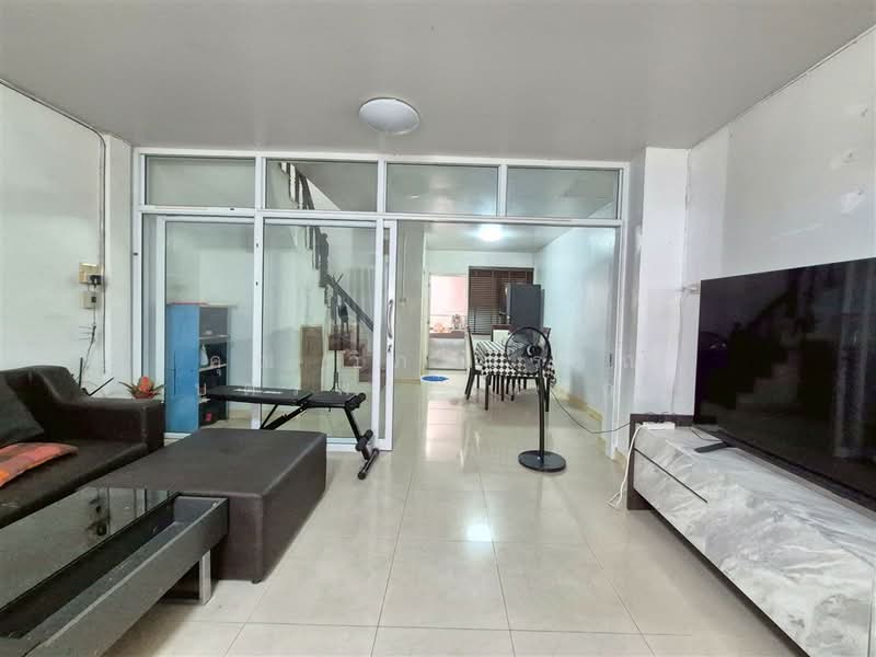 K.C. Ramintra 5, Bangkok, Phraya Suren Road, Sam Wa Tawan Tok, Khlong Sam Wa, Bangkok, 3 Bedrooms, 110 sqm, Townhouse For Sale, by คุณ วิภาวรรณ บุตรพา (หยก), 500375592 - DDproperty.com