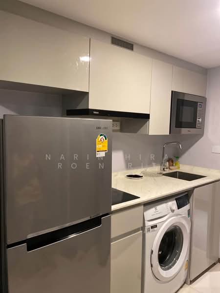 SOHO Bangkok Ratchada, Bangkok, 74 Pracha Rat Bamphen Rd, Huai Khwang, Bangkok, 1 Bedroom, 37 sqm, Condo For Rent, by Narinthira Roengrit, 500375722 - DDproperty.com