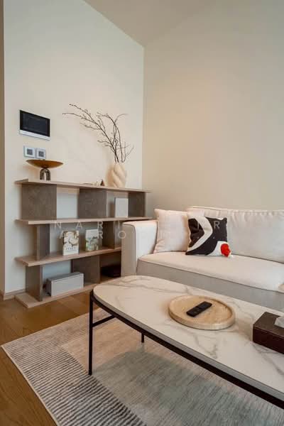 The Strand Thonglor, Bangkok, 36 Soi Sukhumvit 55, Khlong Tan Nua, Watthana, Bangkok, 1 Bedroom, 51 sqm, Condo For Rent, by Narinthira Roengrit, 500375739 - DDproperty.com