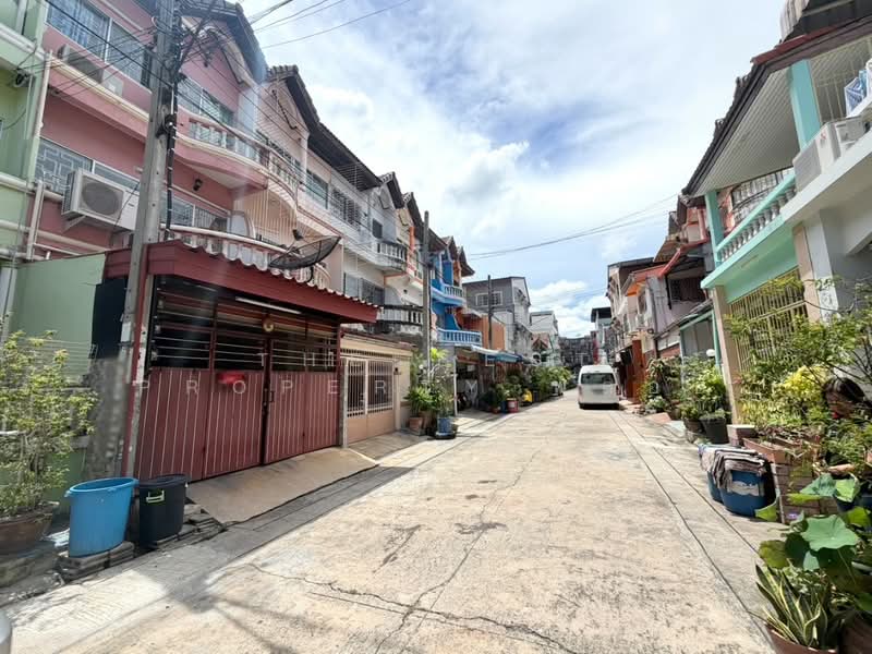 สุขสวัสดิ์สวนธน ประชาอุทิศ33, Bangkok, Rat Burana, Bangkok, 3 Bedrooms, 100 sqm, Townhouse For Sale, by The Best Property พลอย, 500375749 - DDproperty.com