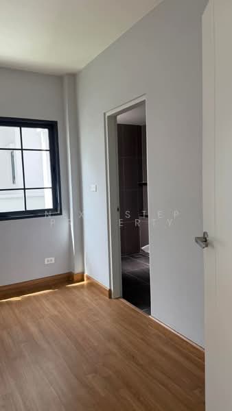 Centro Bangna, Samut Prakan, 111 Soi 3, Bang Kaeo, Bang Plee, Samut Prakan, 4 Bedrooms, 303 sqm, Single Detached House For Rent, by Sunny Next step, 500375780 - DDproperty.com