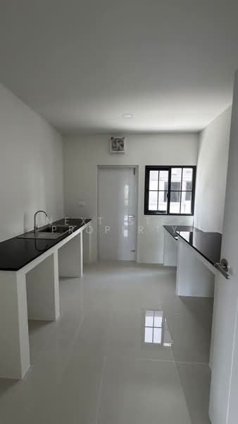 Centro Bangna, Samut Prakan, 111 Soi 3, Bang Kaeo, Bang Plee, Samut Prakan, 4 Bedrooms, 303 sqm, Single Detached House For Rent, by Sunny Next step, 500375780 - DDproperty.com