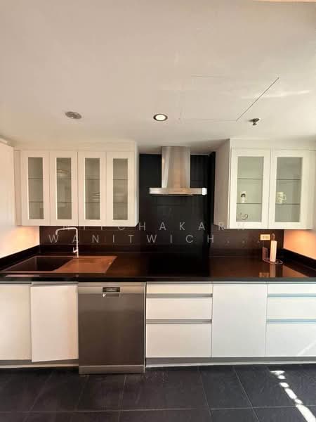 Lumpini Ville Sukhumvit 77, Bangkok, Sukhumvit 77 Road, Suan Luang, Bangkok, 2 Bedrooms, 68 sqm, Condo For Rent, by Nitchakarn Wanitwichakornkit, 500375856 - DDproperty.com