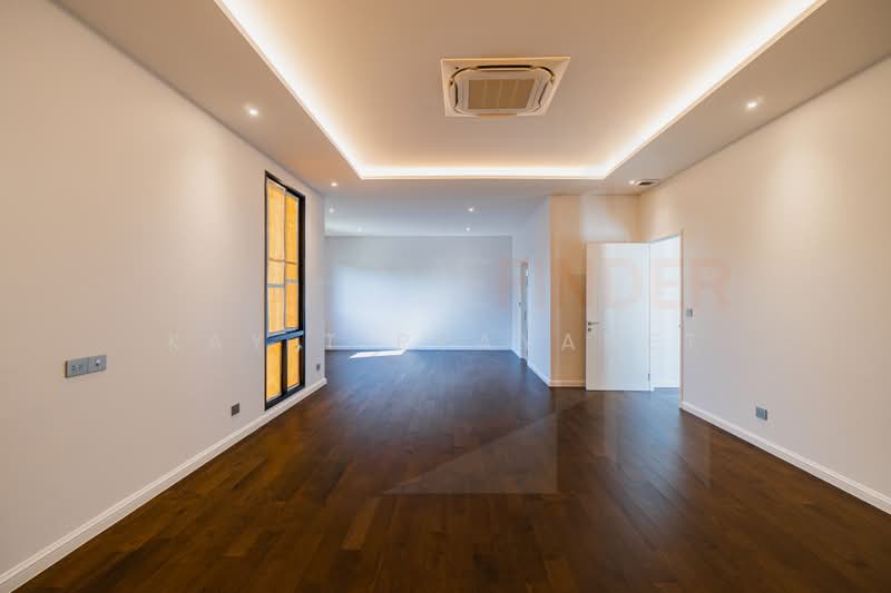 Narasiri Victoire Krungthep Kreetha, Bangkok, Hua Mak, Bang Kapi, Bangkok, 5 Bedrooms, 678 sqm, Single Detached House For Sale, by Kay Tippayanet, 500375884 - DDproperty.com