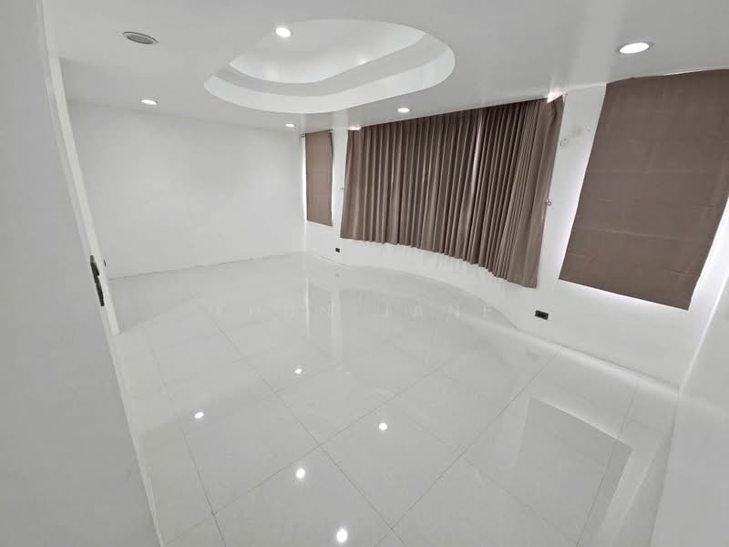 Townhome for Rent in Town in Town (SPSJP441), Bangkok, ทาวน์อินทาวน์ ซอย 6, Phlapphla, Wang Thonglang, Bangkok, 5 Bedrooms, 160 sqm, Townhouse For Rent, by Khun Jane, 500375911 - DDproperty.com
