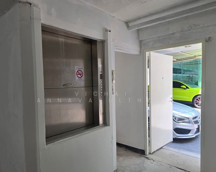 THE RANDERY BURAH MAKAN COMPANY LIMITED, Bangkok, Suriyawong, Bang Rak, Bangkok, , 338 sqm, Shophouse For Rent, by Vichai Annavakulthorn, 500375934 - DDproperty.com