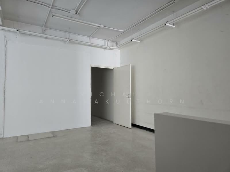 THE RANDERY BURAH MAKAN COMPANY LIMITED, Bangkok, Suriyawong, Bang Rak, Bangkok, , 338 sqm, Shophouse For Rent, by Vichai Annavakulthorn, 500375934 - DDproperty.com