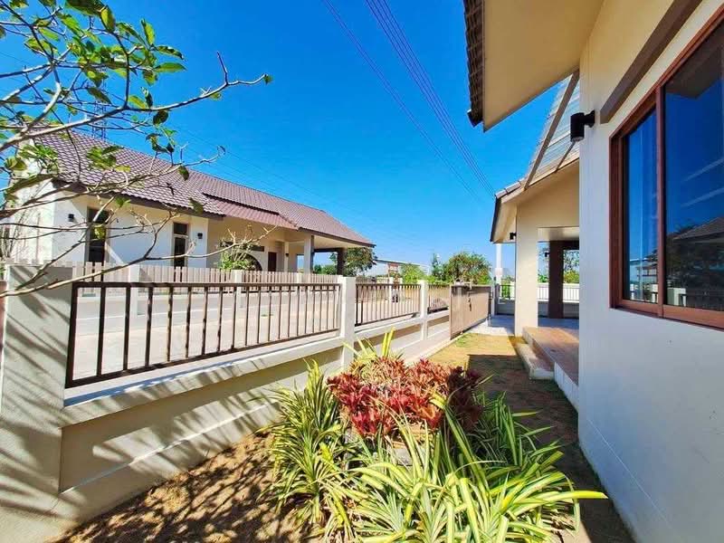 บ้านใกล้โรงเรียนสาธิตแห่งมหาวิทยาลัยรังสิตเชียงใหม่ เพียง 5 นาที ค่าเช่า 20,000 บาท/เดือน No.14H1098, เชียงใหม่, บ้านแหวน, หางดง, เชียงใหม่, 100 ตร.ม., บ้านเดี่ยว ให้เช่า, โดย Baandeedee Chiangmai, 500375960 - DDproperty.com