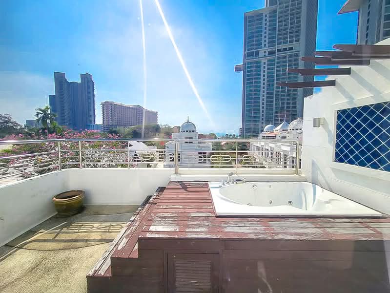3 Storey Townhouse for Sale Wongamat North Pattaya, Chon Buri (Pattaya), Bang Lamung, Bang Lamung (Pattaya), Chon Buri (Pattaya), 3 Bedrooms, 195 sqm, Townhouse For Sale, by PLC real estate, 500375981 - DDproperty.com