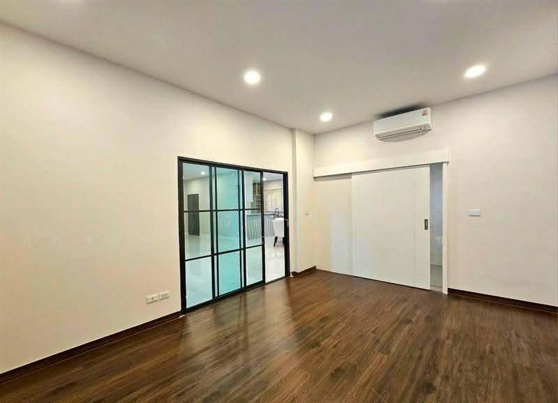 เดอะ ซิตี้ รามอินทรา-วงแหวน 2 (The City Ramintra – Wongwaen 2), กรุงเทพ, ถนนเลียบมอเตอร์เวย์, สามวาตะวันตก, คลองสามวา, กรุงเทพ, 390 ตร.ม., บ้านเดี่ยว ขาย, โดย คุณ ณัจภสิญาค์ ศุภควัษฐ์กาญกุล (ณิชชา), 500375985 - DDproperty.com