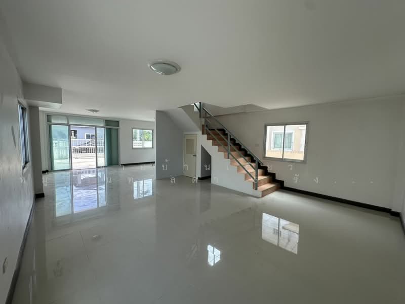 Taweelada 1, Pathum Thani, Khu Khot, Lam Luk Ka, Pathum Thani, 3 Bedrooms, 215 sqm, Single Detached House For Sale, by คุณเซี้ยง, 500376005 - DDproperty.com