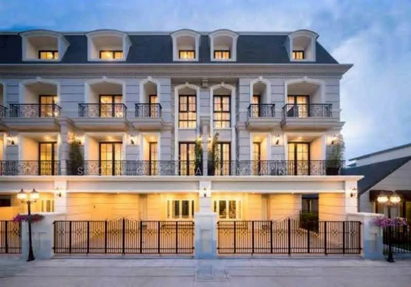 The Legend Sathorn-Narathiwas, Bangkok, 398 Nonsi Rd, Chong Nonsi, Yan Nawa, Bangkok, 4 Bedrooms, 480 sqm, Townhouse For Rent, by Ratchanon Songthammakul, 500376013 - DDproperty.com
