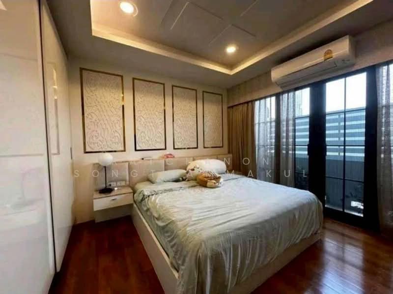 The Legend Sathorn-Narathiwas, Bangkok, 398 Nonsi Rd, Chong Nonsi, Yan Nawa, Bangkok, 4 Bedrooms, 480 sqm, Townhouse For Rent, by Ratchanon Songthammakul, 500376013 - DDproperty.com